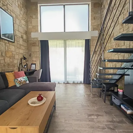 Mezzanine Kallithea Willa